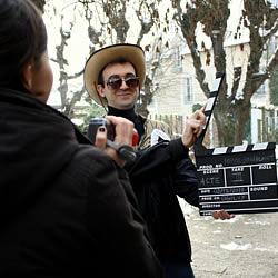 d�m�lez une histoire sordide et endossez le r�le d'acteur